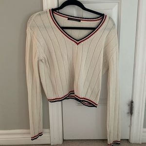 2 for 25 🤎 Brandy Melville V Neck Sweater